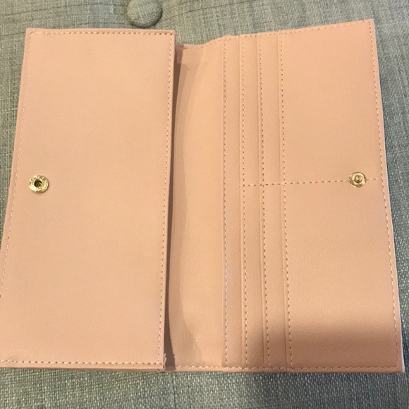 NWOT Aimee Kestenberg soft pink wallet! 💖 - Picture 4 of 6